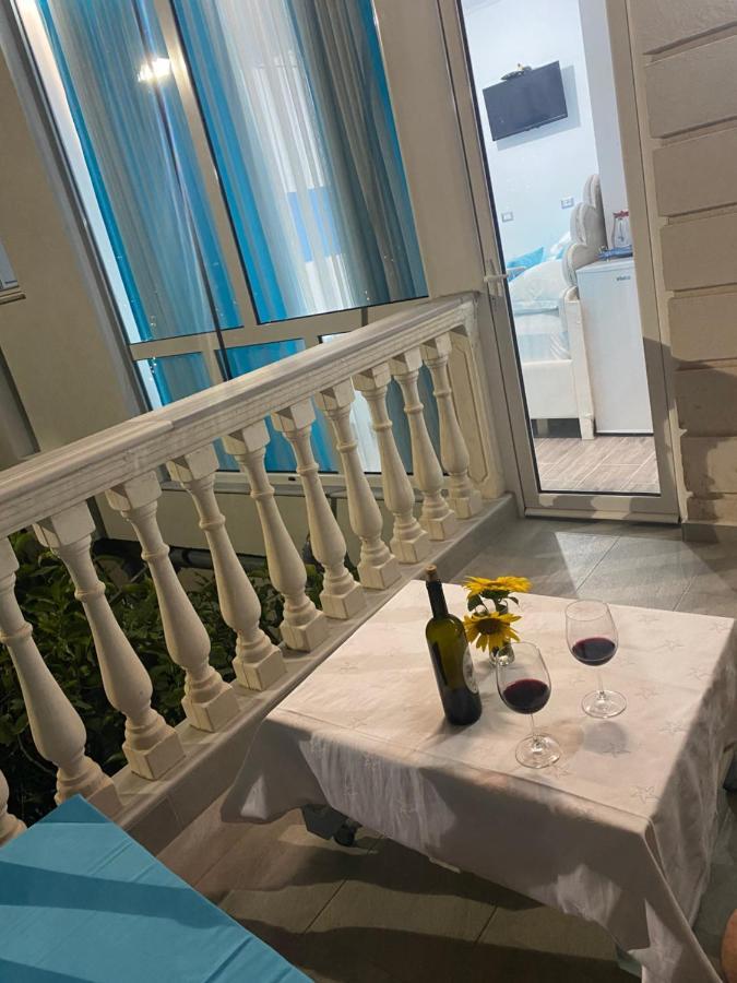 Vila Sinani Sarandë Buitenkant foto