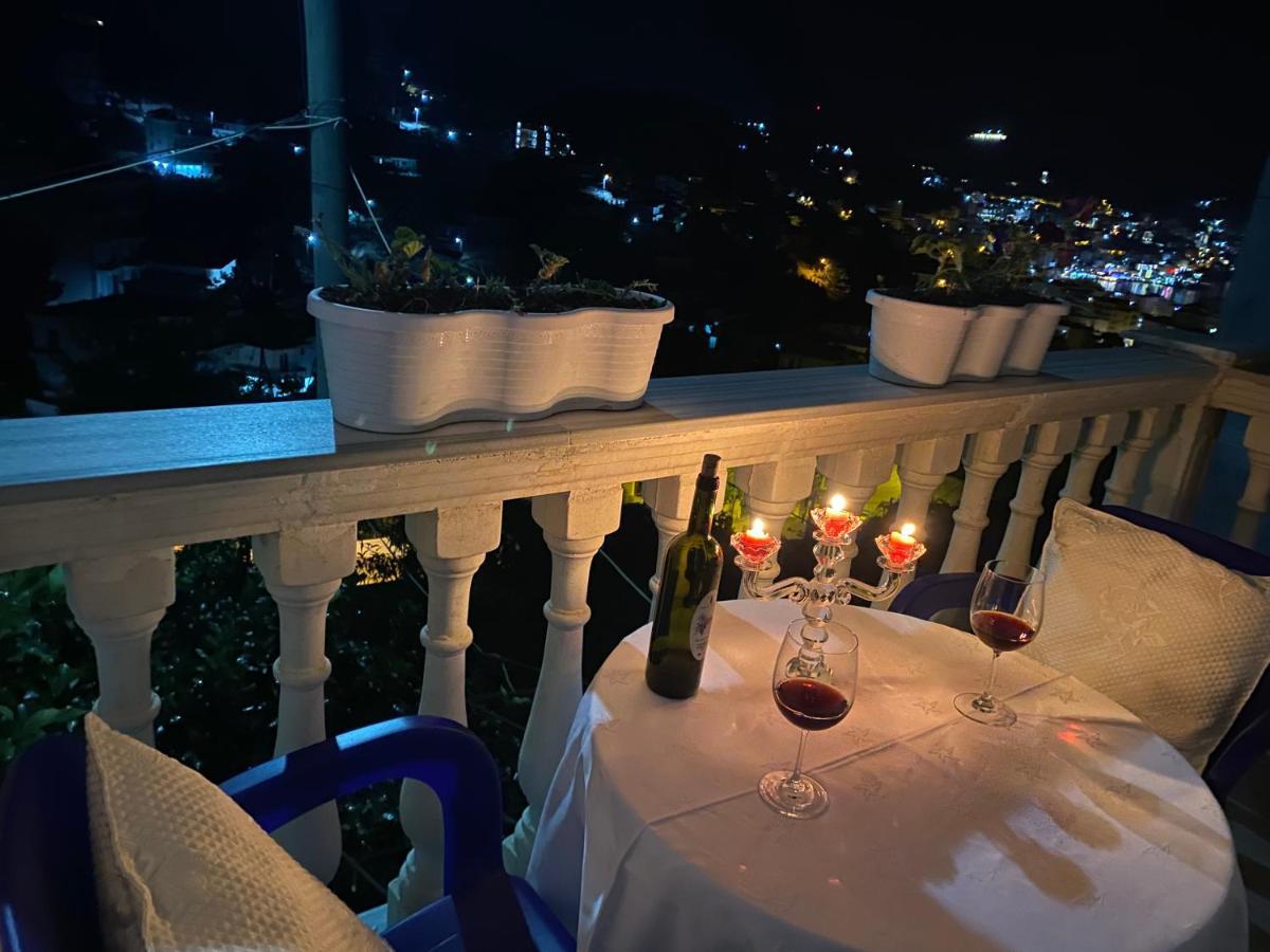 Vila Sinani Sarandë Buitenkant foto