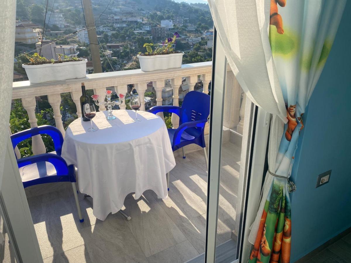 Vila Sinani Sarandë Buitenkant foto